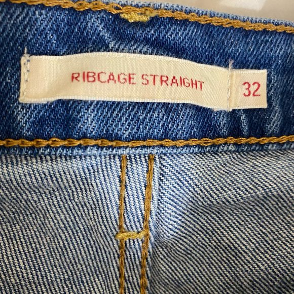 NWOT Women's Levi Ribcage Straight Leg Jeans - 32W 29L - Georgie - Picture 4 of 13